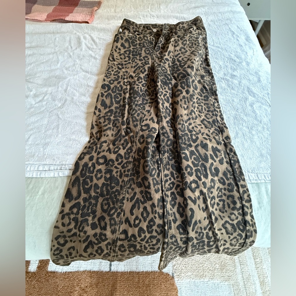 Aelfric Eden Brown Leopard Print Pants
